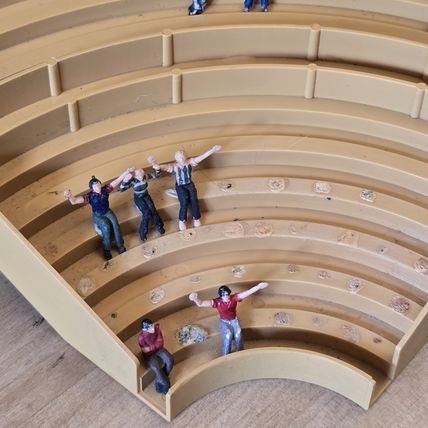 Subbuteo Corner Terrace Stand C143 Tan AND SPECTATORS