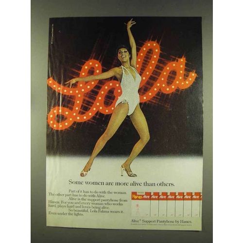 1977 Hanes Alive Support Pantyhose Ad - Lola Falana
