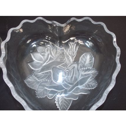 Vintage Studio Nova Japan Crystal Heart Box Candy Dish Decor Glass Rose Jewelry
