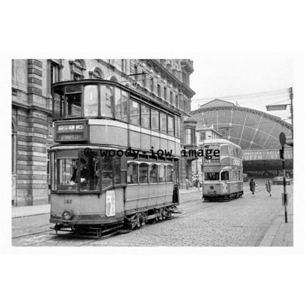 pu0072 - Glasgow Tram no 368 by Queen St Station - print 6x4