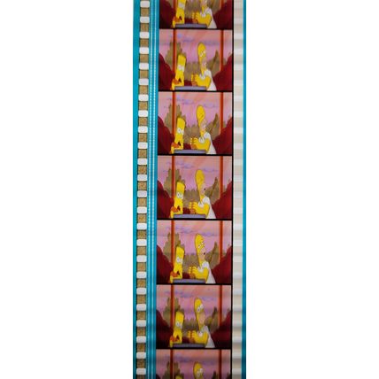 Simpsons Movie. Pk GEB - c071S . 1 STRIP OF 5 - 35MM FILM CELLS