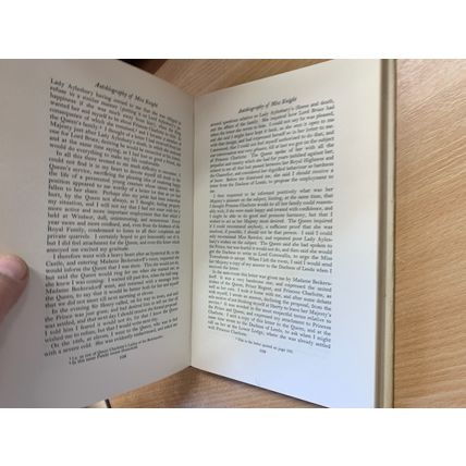 1960 1ST EDITION "THE AUTOBIOGRAPHY OF MISS KNIGHT" HARDBACK BOOK (P4)