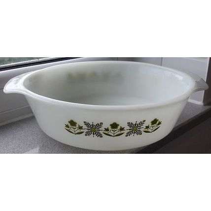 Anchor Hocking Fire King 'MEADOW GREEN' 8.5" Oven Dish, retro, vintage