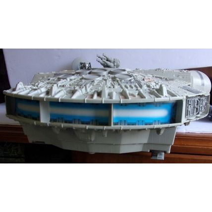 STAR WARS ' MILLENIAL FALCON ' (1995)