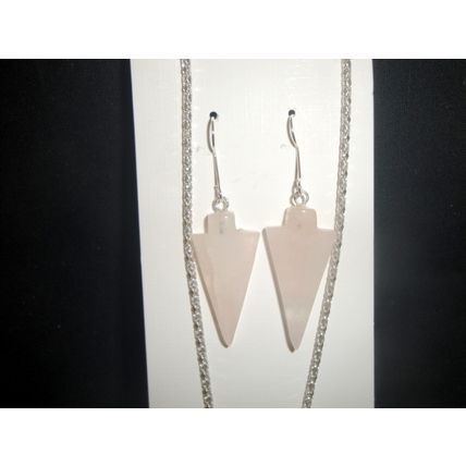 Gorgeous rose quartz arrow head earring and necklace set