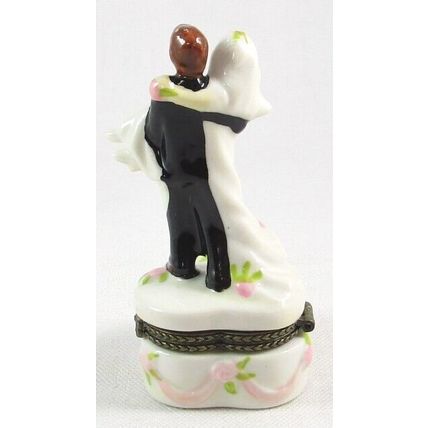 NOS Wedding Blonde Bride & Brunette Groom Porcelain Hinge Trinket Box w/ Rings