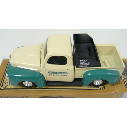 1/24 - 1/25 1951 Ford truck, Classic Motorbooks, , ( 110 )