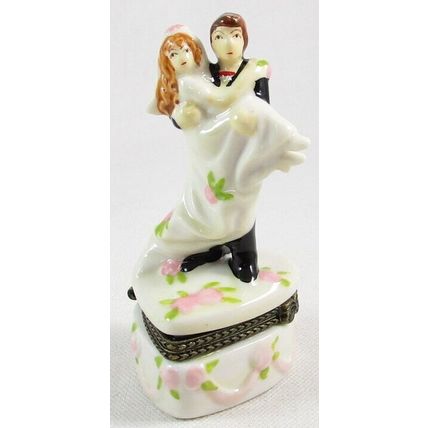 NOS Wedding Blonde Bride & Brunette Groom Porcelain Hinge Trinket Box w/ Rings