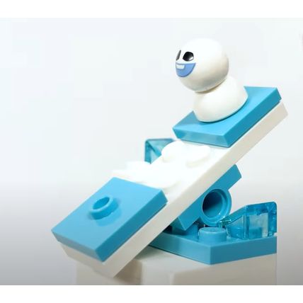 NEW Disney Lego Frozen Elsa Micro Doll Figure and Snowgie Seesaw & Elsa's Castle
