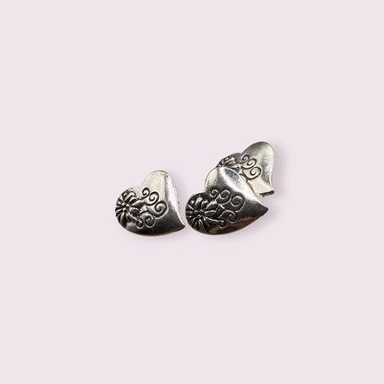 20mm Shank Buttons Love Heart With Carved Flower Antique Silver Metal