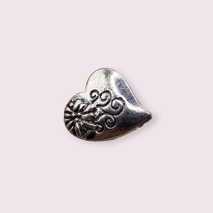 20mm Shank Buttons Love Heart With Carved Flower Antique Silver Metal