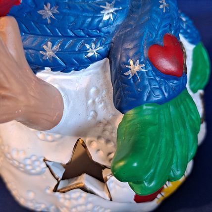 Christmas SNOWMAN Tealight CANDLE HOLDER Winter Scarf Figurine Ceramic Stars