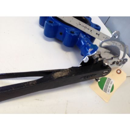 NEW FLOW 04C2245353 MANUAL 4" BUTTERFLY VALVE, CF8M, EPDM, SS17-4PH A395,FI