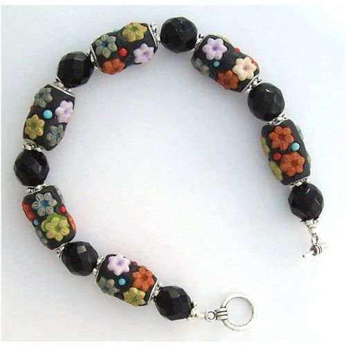 Bracelet #008 black glass & lacquer metal beads 8.5 inch chunky costume jewelry