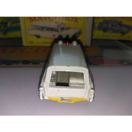 Matchbox No54 S&S Cadillac Ambulance