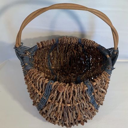 Vintage Basket Buttocks Egg Gathering Hand Woven Primitive Farmhouse Gods Eye