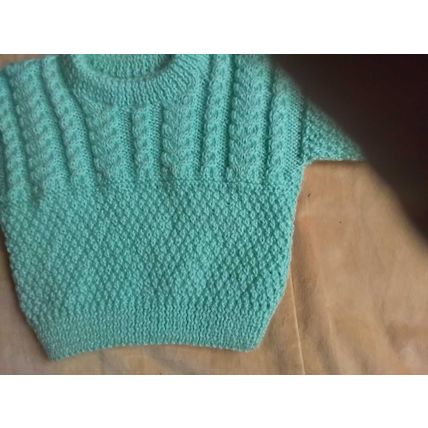 BRAND NEW Hand Knitted 22 in 56 cm Pale Green Cable and Moss Jumper