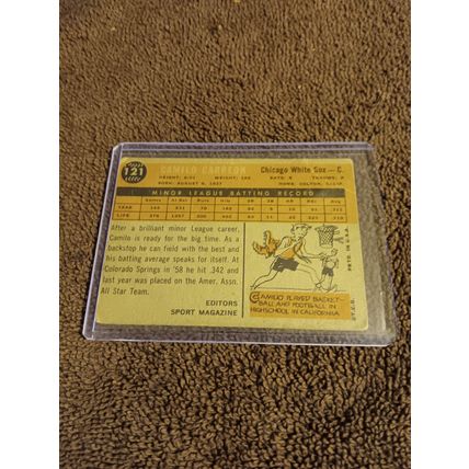 1960 Topps # 121 Camilo Carreon Chicago White Sox Catcher 3.0 VG Condition