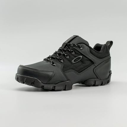 Oakley Halftrack Low II Sneakers - Black FOF100335