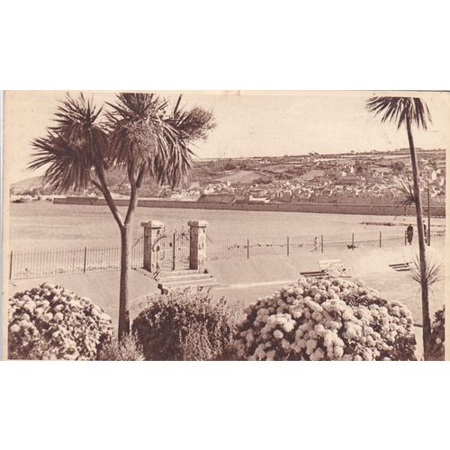 Newlyn from Penlee Gardens Penzance Cornwall Postcard (CR73519)