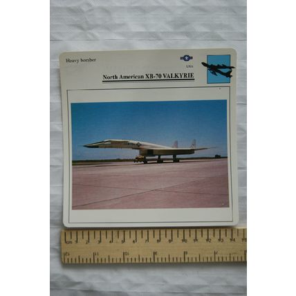 North American XB-70 Valkyrie - USA - Heavy Bomber - Collectors Club Card