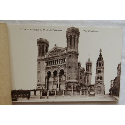 vintage Book of 20 Postcards Souvenir de Fourviere, Lyon, France
