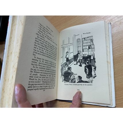 1944 "ISLAND FARM" HILDA BREARLEY FICTION ILLUSTRATED HARDBACK BOOK (P3)