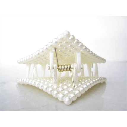 White acrylic triangle hair claw clip with faux pearls for fine thin hair