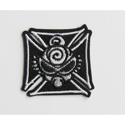 Iron Cross Iron or Sew Embroidered Patch Badge Patches Logo Fancy Badges P349