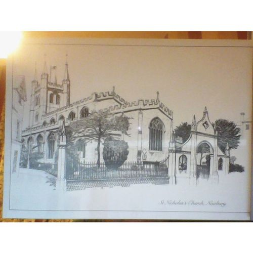 ST. NICHOLAS'S CHURCH, Newbury, Berkshire postcard unused.. =