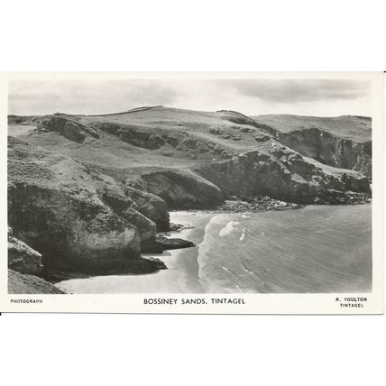 PC19130 Bossiney Sands. Tintagel. R. Youlton. RP