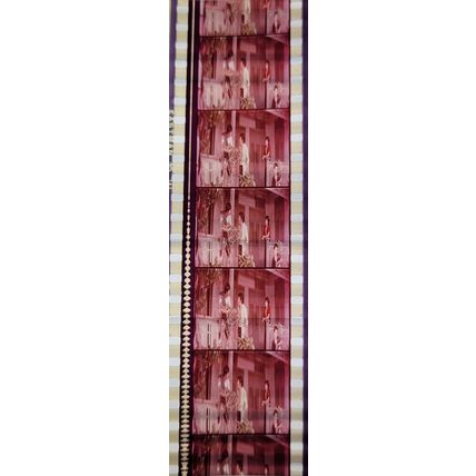 Pk DAU - A - MIX - e 0120P . 1 STRIP OF 5 - 35MM FILM CELLS. ( BB )