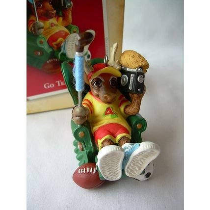 Hallmark Keepsake Ornament Go Teams Moose Spoerts Fan 2004