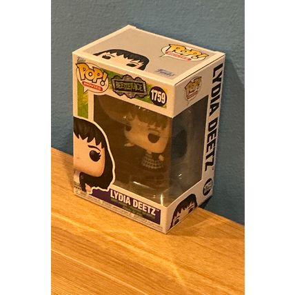 Funko Pop! Beetlejuice - Lydia Deetz #1759 Vinyl Figure (Box & Protector)