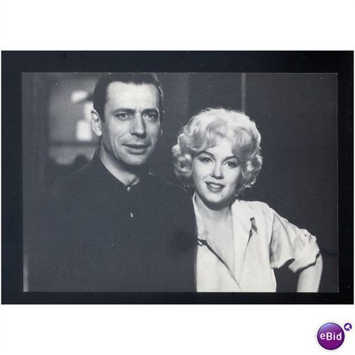 Cinema 232-021 MARILYN MONROE Postcard by Classico