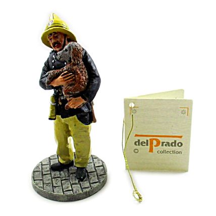 LONDON FIREFIGHTER+DOG, UK YEAR 1987 DELPRADO COLLECTION SCALE 1:32