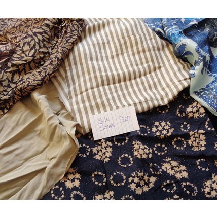 S27 100% Silk Scrap Fabric Lot Material Reclaimed clothing over 3 oz Crafting