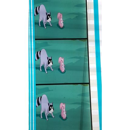 Simpsons Movie. Pk FE FE - 010j. 1 STRIP OF 5 - 35MM FILM CELLS