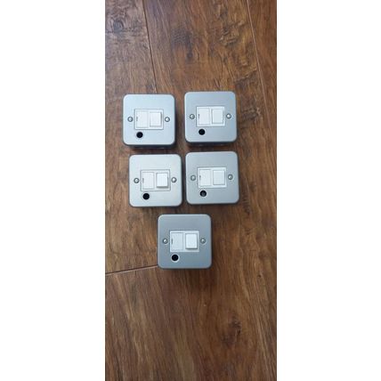 5x Metalclad Surface 13amp Switch Spur units c/w flex outlet