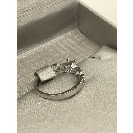Cross Cross Accented Band W/Square Pink Center- Bomb Party -Rhodium Pl Band Sz10