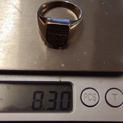 GOLD ENGLAND RING Three Lions Football ring Size S - T 8.3grams approx