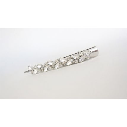 Silver alligator hair claw clip with clusters of clear crystals