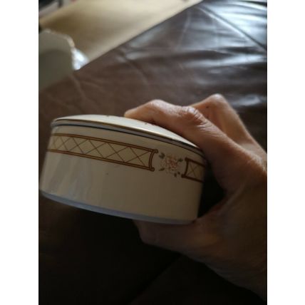 Vintage St Michael Andrea Trinket Box