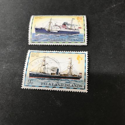Falkland Islands - Pair Ships