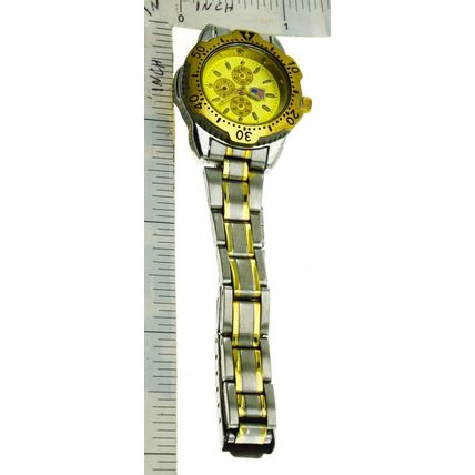 New Old Stock Women's Quartz Watch Round Gold Dial American Flag S.Steel Band