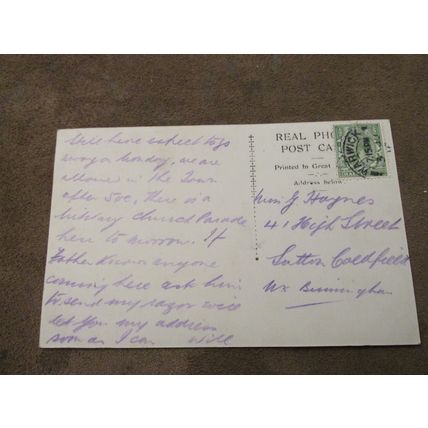 1916 fr Bedford series Postcard - The Courtyard, Warwick Castle