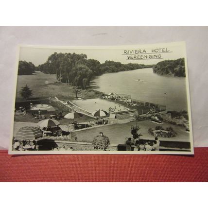 POOL, RIVIERA HOTEL, VEREENIGING, GAUTENG, SOUTH AFRICA unused postcard RP =