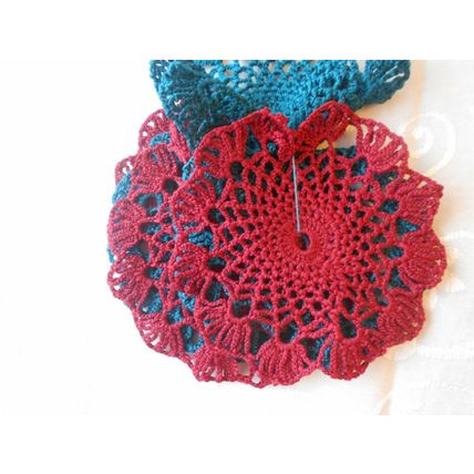 RETRO HAND CROTCHET ROUND COASTERS