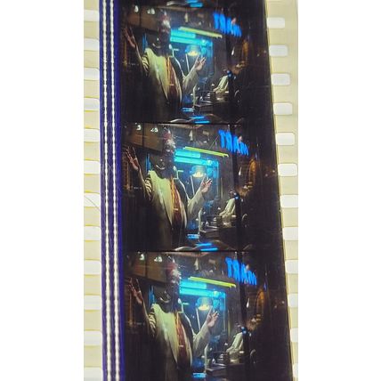 Blade Runner Pk EZV - d087i. 1 STRIP OF 5 - 35MM FILM CELLS