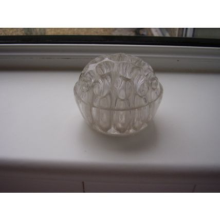 Davidson Flower Frog Rose 19 Hole Clear Glass 382699/31 Dome Flower Holder 30's